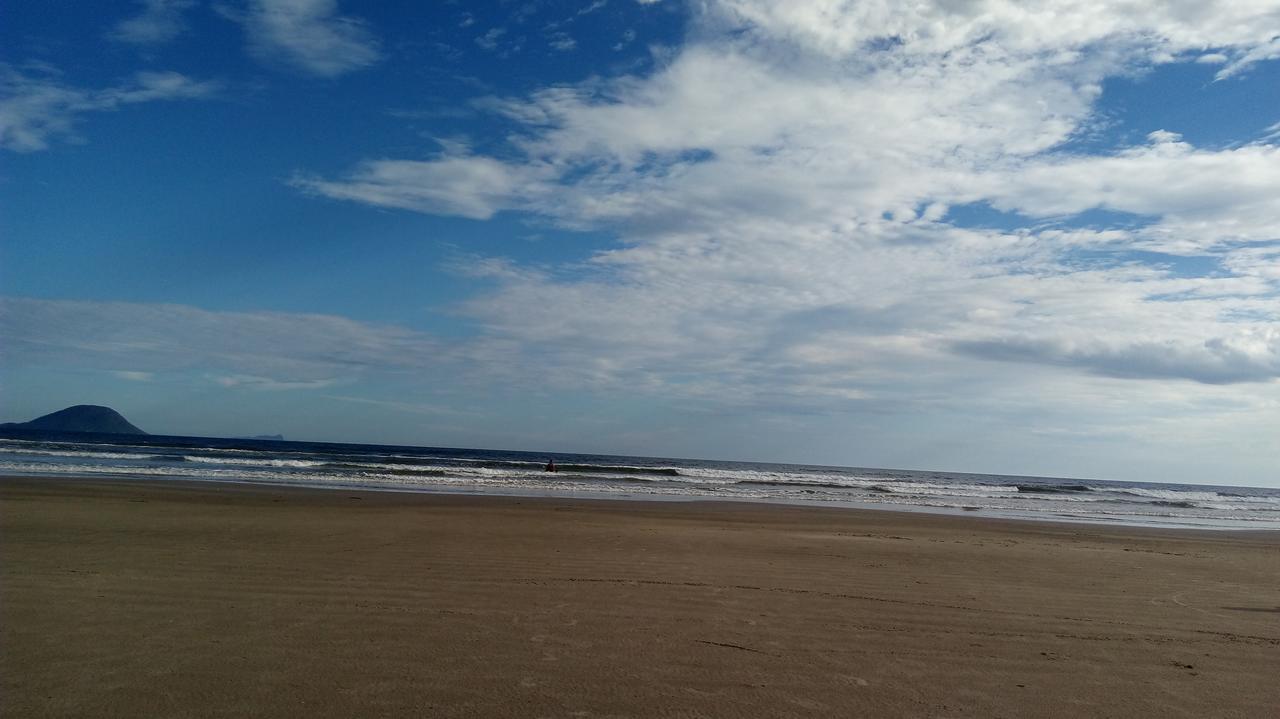 Sonhos Meu Pousada Praia de Boraceia 外观 照片